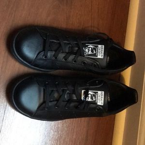 adidas stan smiths black
